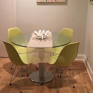 Eames chairs and table